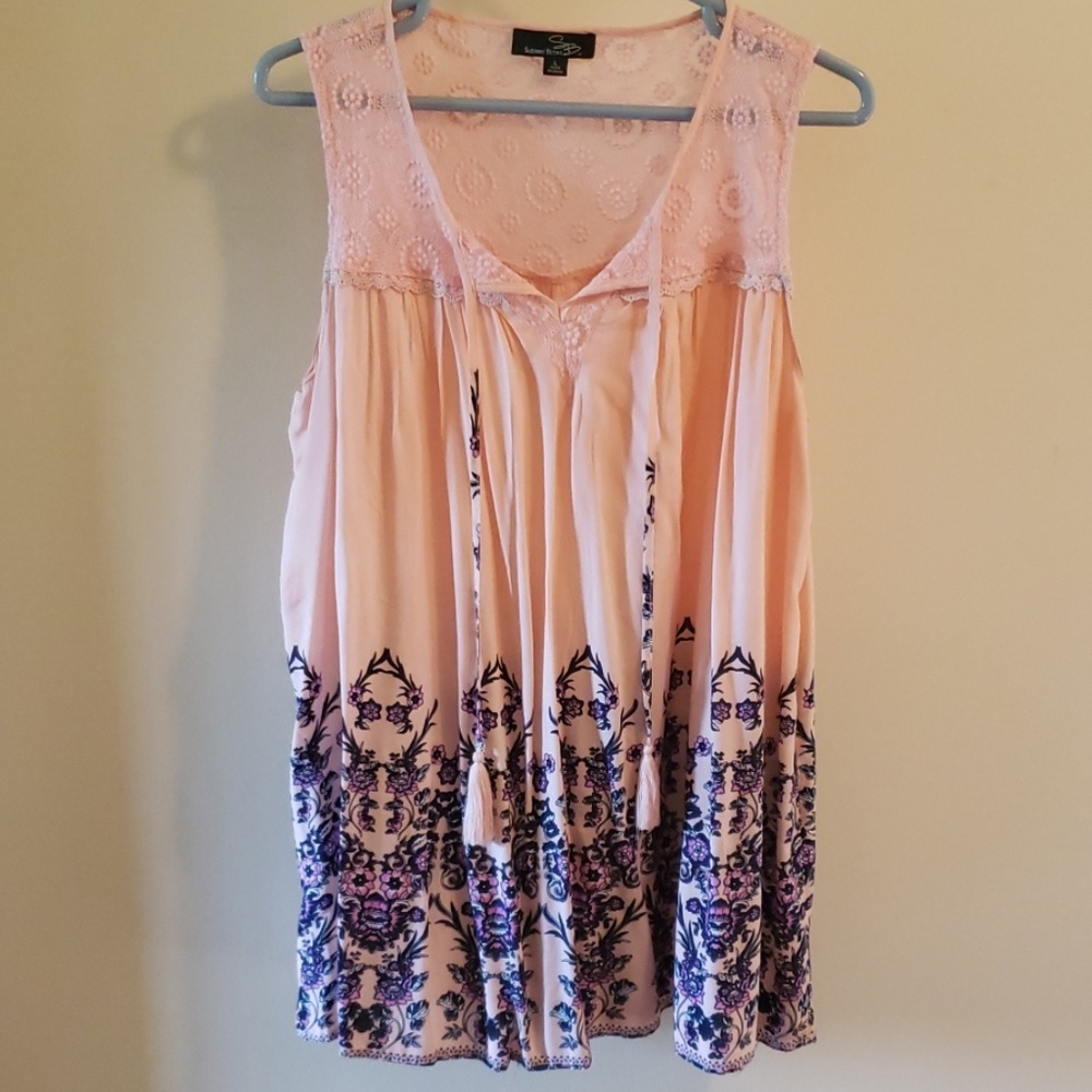 Boho sleeveless top size large NWOT